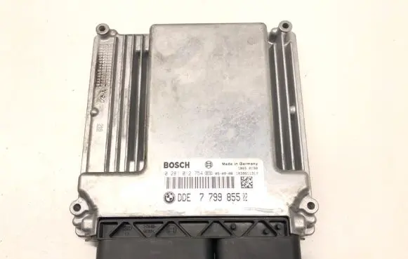 BMW 5 E60 E61 Engine control unit/module ECU 02810127547799855