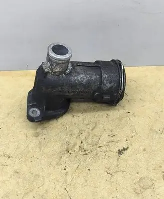 Mercedes-Benz CLS C219 Engine coolant pipe/hose A6422000056