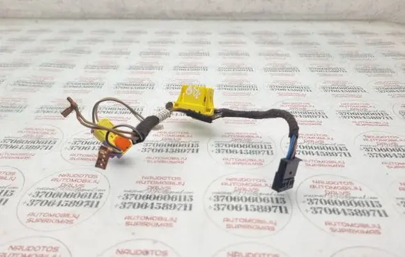 Volkswagen PASSAT B7 Airbag squib ring wiring 3C8971584F