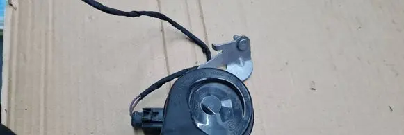 Audi A5 Horn signal 8W0951223 6033FB2415 RVO0V031244