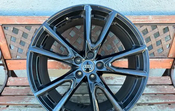 Audi Q5 SQ5 R20 alloy rim 