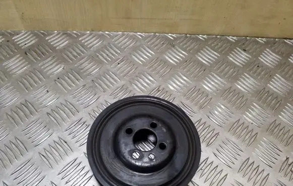 Volkswagen PASSAT CC Crankshaft pulley 03G105243
