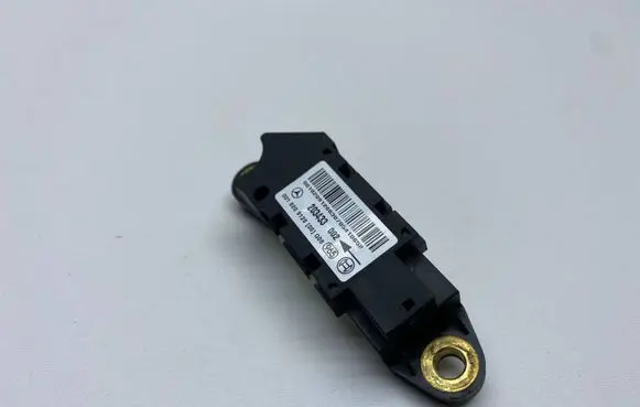 Mercedes-Benz C W203 Airbag deployment crash/impact sensor 0018209126 203433002
