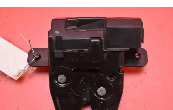 Ford Fiesta Tailgate/trunk/boot lock/catch/latch 8A61A442A66BA