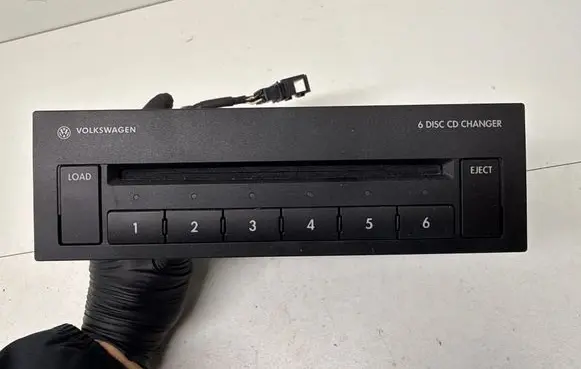 Volkswagen PASSAT B6 CD/DVD changer 3C0035110A