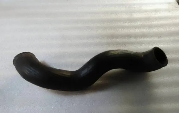 Volvo V70 Intercooler hose/pipe 30645937