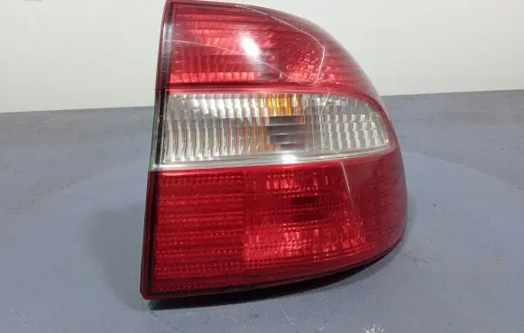 Volvo S40, V40 Rear/tail lights 30621888