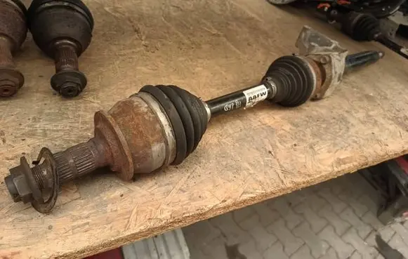 Opel Zafira C Front driveshaft 13335142