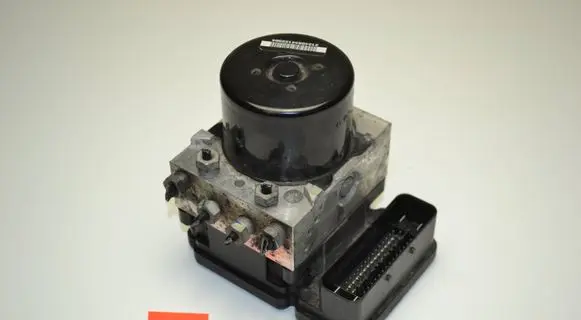 Volvo V50 ABS Pump 31317378 10096104083 28561163013