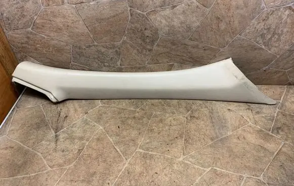 Mercedes-Benz SL R230 (A) pillar trim A2306900225