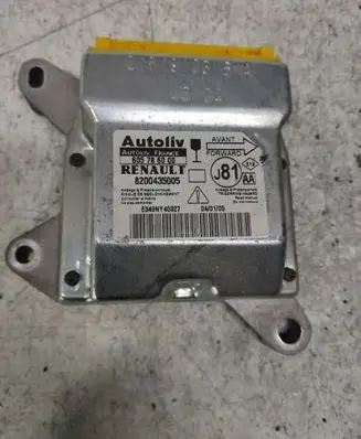 Renault Espace - Grand espace IV Airbag control unit/module 605786000 820435005