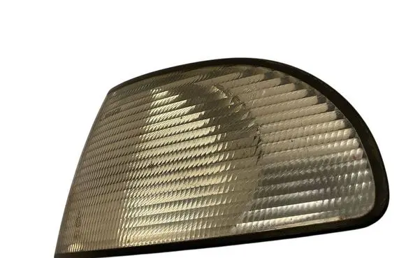 Front indicator light