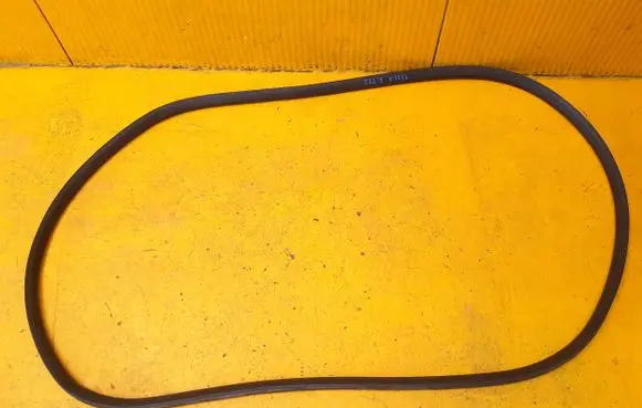 Tesla Model S Seal rubber (tailgate) 