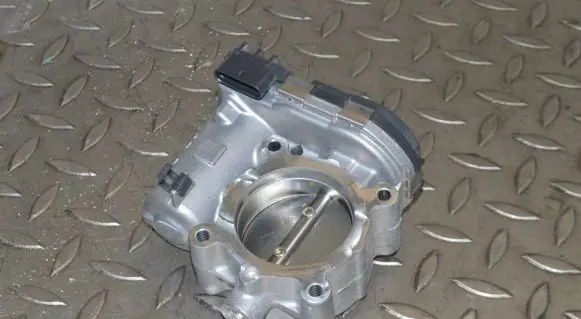 Mercedes-Benz GLC X253 C253 Throttle valve A2701410025