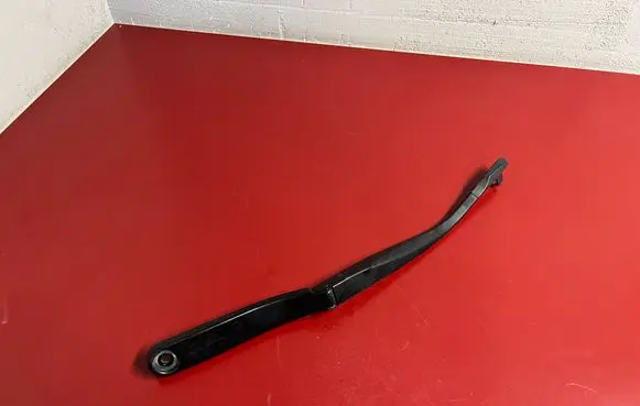 BMW 6 F06 Gran coupe Front wiper blade arm 7314524