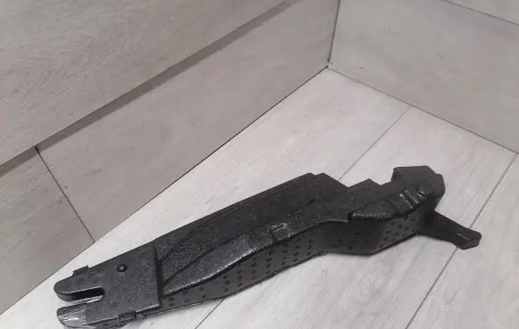 Mercedes-Benz GLB x247 Front bumper foam support bar A2477272401