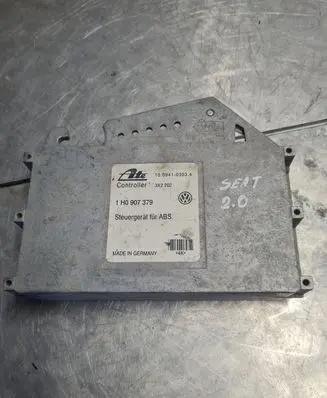 Volkswagen Golf III ABS control unit/module 1H0907379
