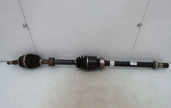Mazda CX-30 Front driveshaft