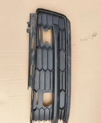 Skoda Kodiaq Front bumper lower grill 565807368
