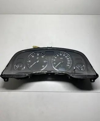 Opel Zafira A Speedometer (instrument cluster) 24461768 110080209
