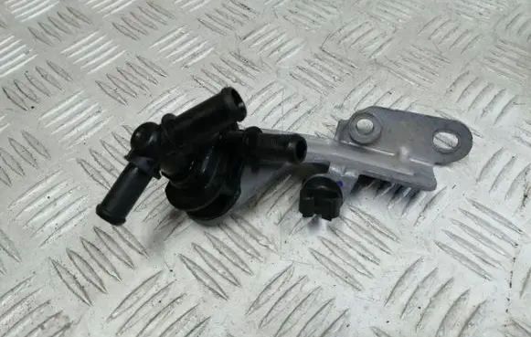 Citroen C4 III e-C4 Engine coolant pipe/hose 9836330880