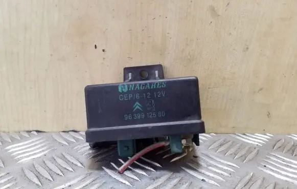 Citroen C5 Glow plug pre-heat relay 9639912580