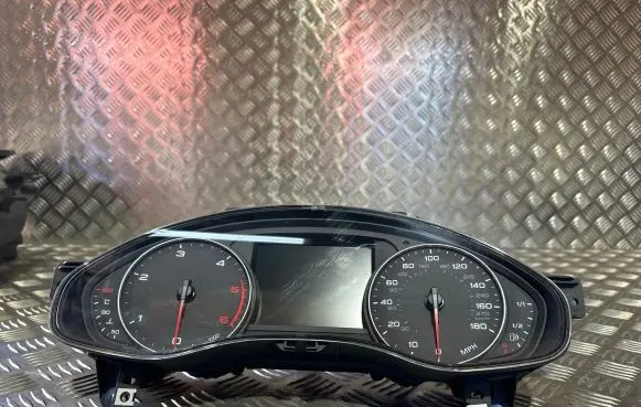 Audi A6 S6 C7 4G Speedometer (instrument cluster) 4G8920950