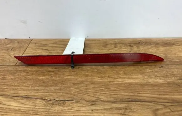 Ford Mustang VII Rear tail light reflector JR3B-17A848-Apinya