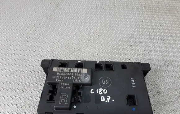 Mercedes-Benz C W203 Door control unit/module 2038205626