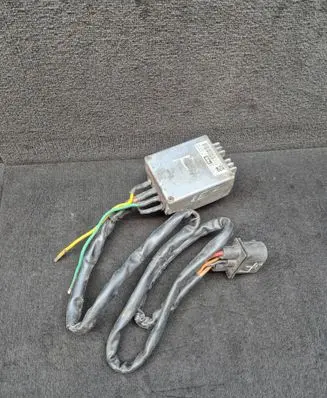 Audi A4 S4 B6 8E 8H Coolant fan relay 8E0959501F