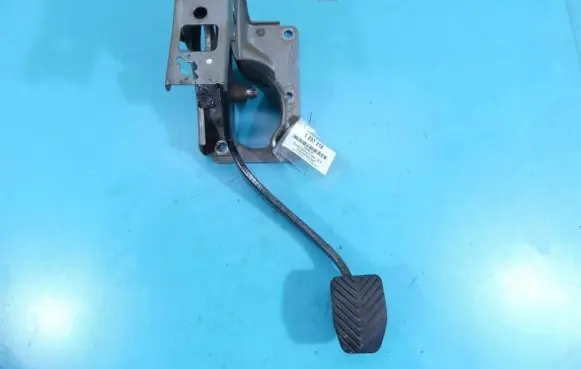 Chrysler Sebring (JS) Pedal assembly IMPRK1237218