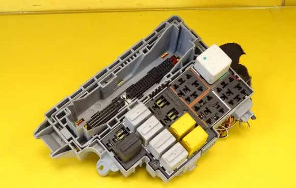 Fuse box set