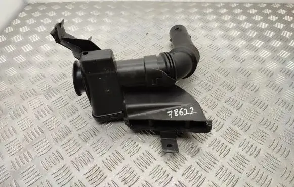 Opel Crossland X Air intake duct part 9682647680 9812189880