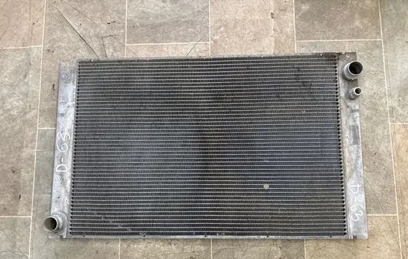 Audi A8 S8 D3 4E Coolant radiator 4E0121251