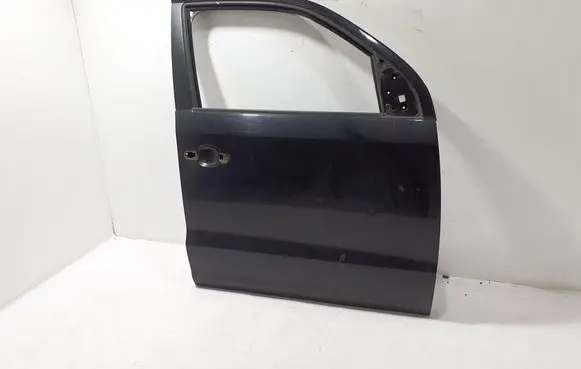 Volkswagen Amarok Front door 2H0831056AG