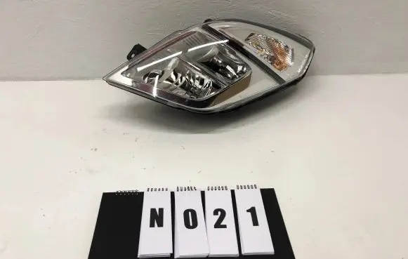 Nissan NV400 Headlight/headlamp 26060bz50a