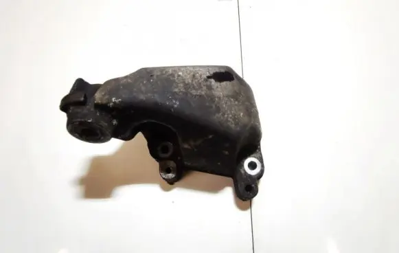 Mercedes-Benz R W251 Engine mounting bracket A6422230304 AC46000