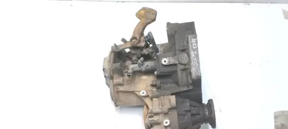 Volkswagen Golf V Manual 5 speed gearbox JCR