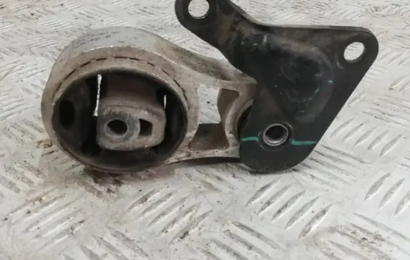 Ford Ecosport Engine mount bracket C1B16P082BB 14112014