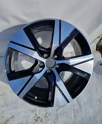 Volvo XC40 R19 alloy rim 32134537