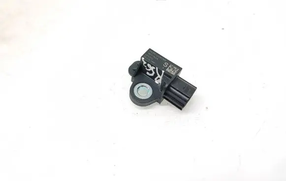Nissan Qashqai Airbag deployment crash/impact sensor 988303RA0A 03092016 NA3RA1630971B9