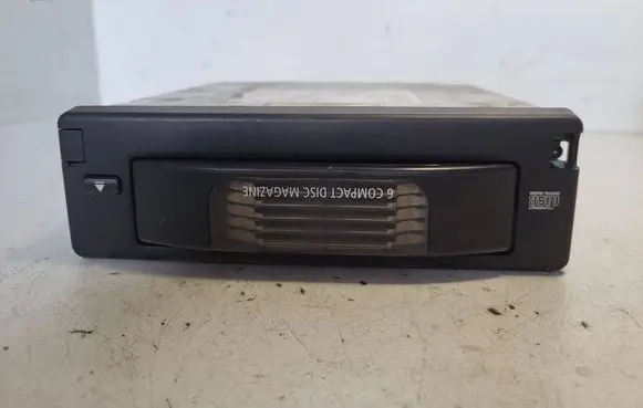 BMW 5 E60 E61 CD/DVD changer 6956939