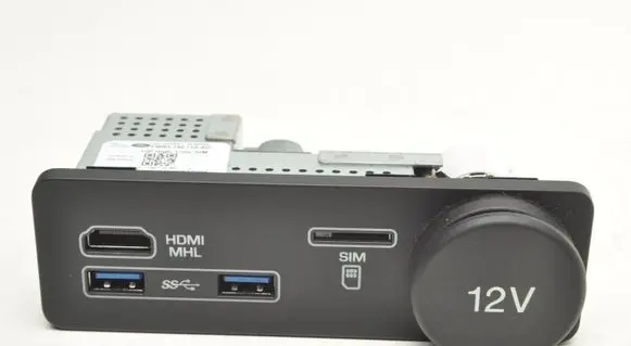Jaguar XJ X351 USB socket connector FW9319E110AD