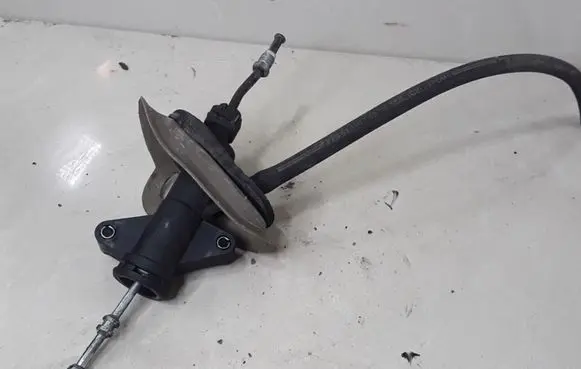 Jaguar X-Type Clutch master cylinder 1X437A543AB