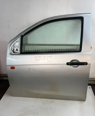 Isuzu D-Max Front door