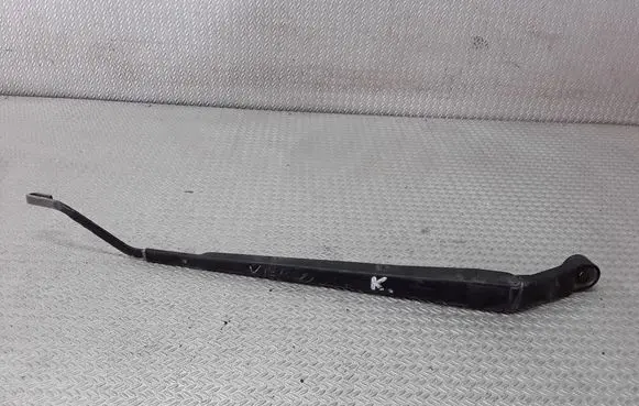Toyota Corolla Verso E121 Front wiper blade arm