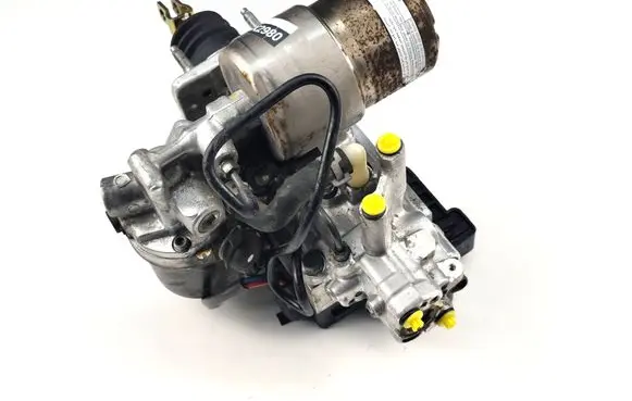 Mitsubishi Shogun ABS Pump RGC11173