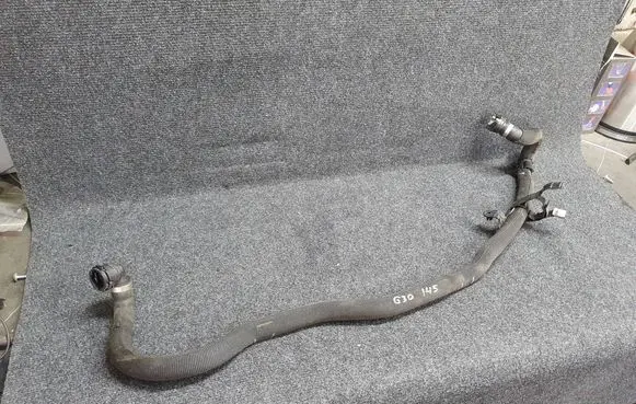 BMW 5 G30 G31 Engine coolant pipe/hose 9314673