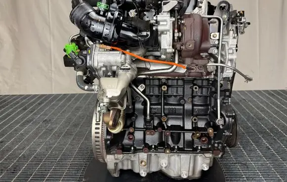Nissan X-Trail T32 Engine R9MA410 R9M410