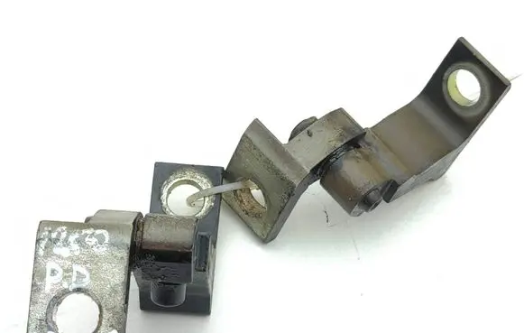 Front door hinge set